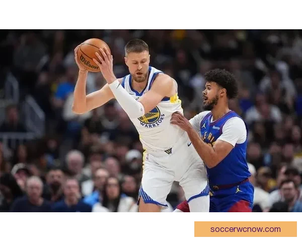 勇士掘金激烈冲突三人被吹技术犯规 小佩顿撞倒对手遭遇一级恶犯