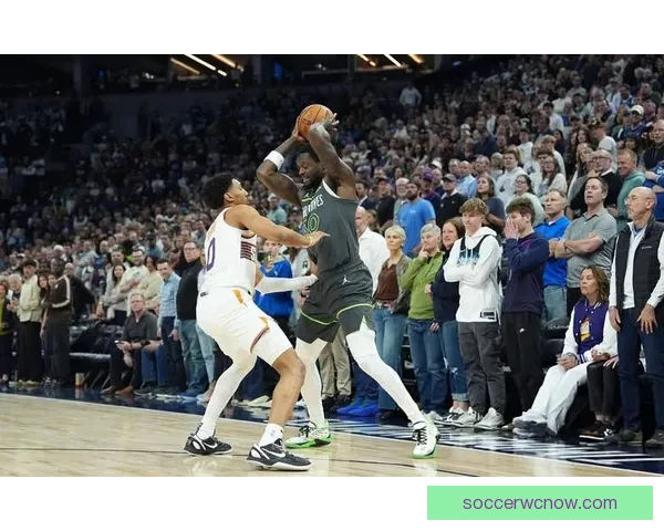 杜伦22分14篮板助活塞双杀森林狼 兰德尔空砍27分华子缺阵错失评奖机会